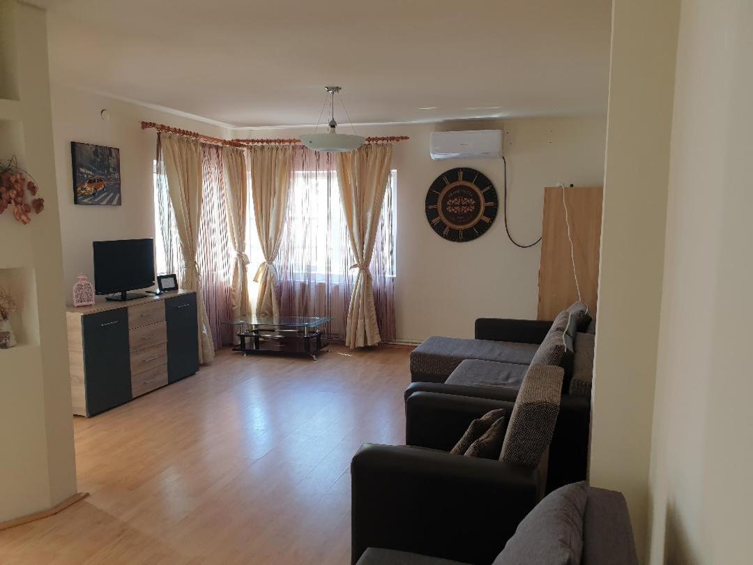 Mamaia Faleza Nord Constanta Exterior photo